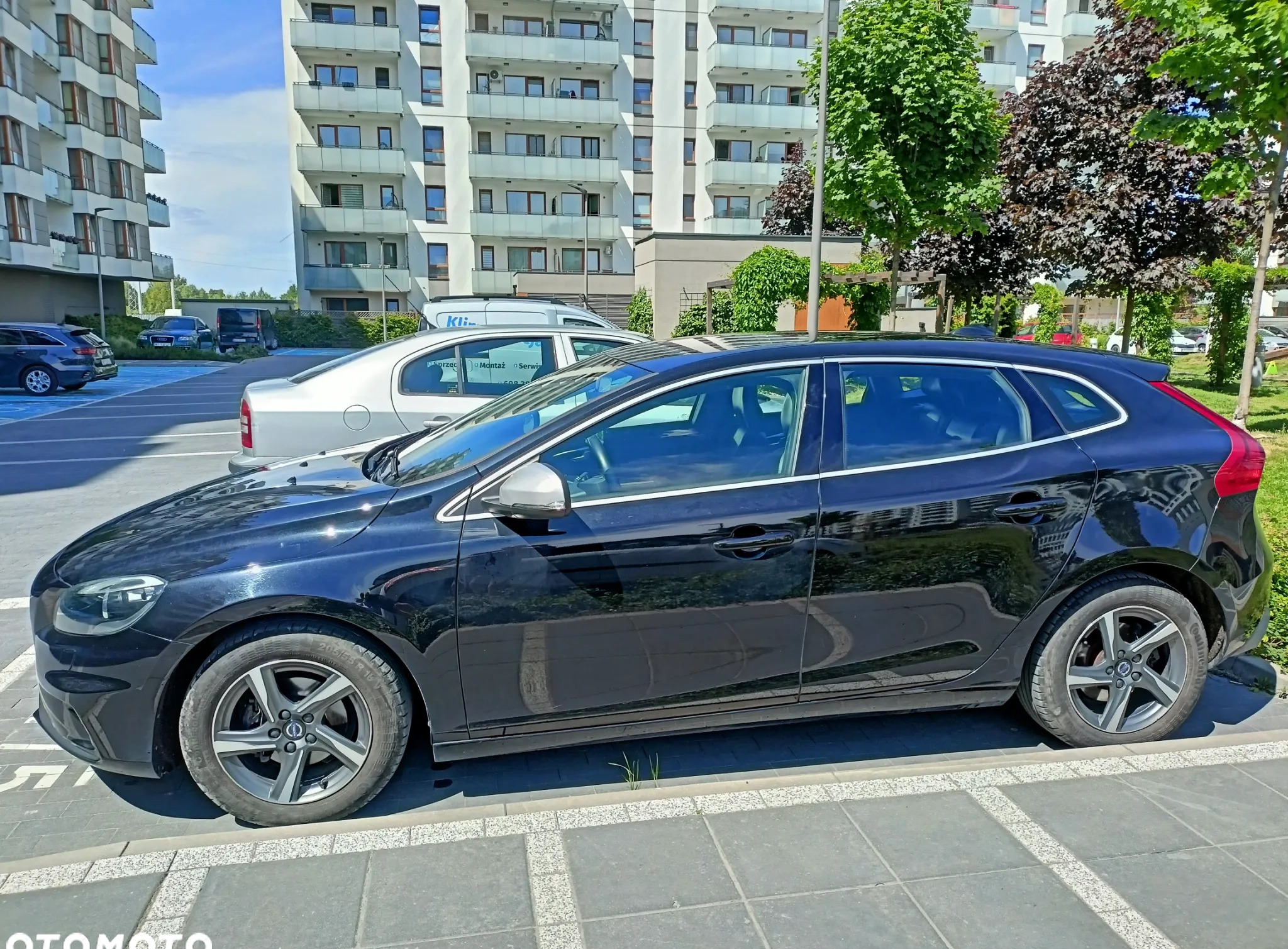 Volvo V40 cena 49900 przebieg: 158500, rok produkcji 2015 z Warszawa małe 254